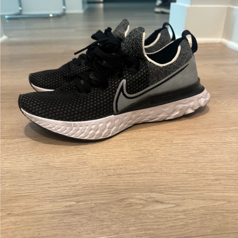 Nike Infinity React Running Shoe